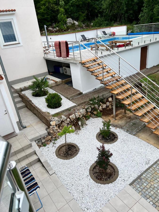 Dreamtime - One Badroom And 1 Livingroom Apartment Veprinac Exterior foto