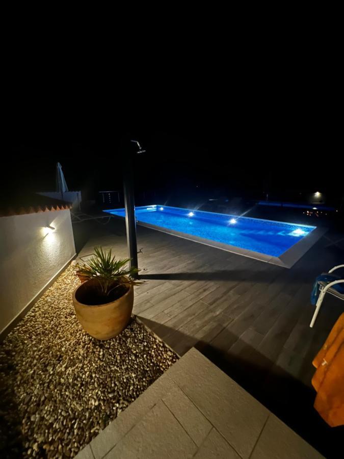 Dreamtime - One Badroom And 1 Livingroom Apartment Veprinac Exterior foto